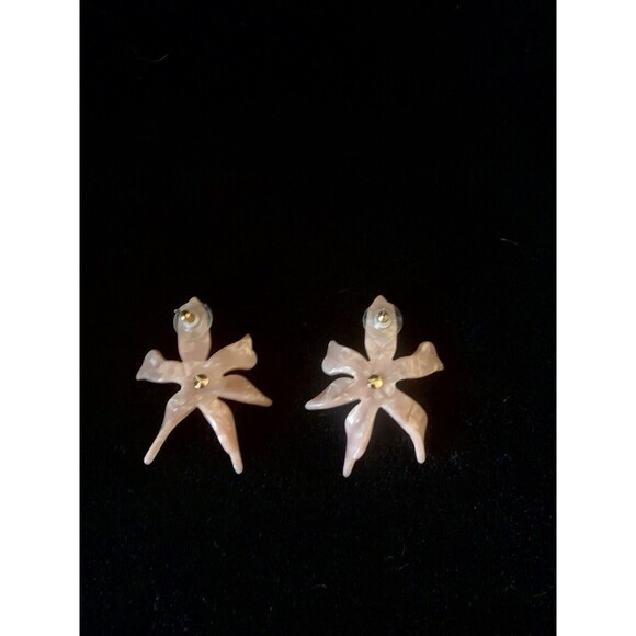 Authentic Signed LELE SADOUGHI Water Lily Blush Earrings - Picture 5 of 9